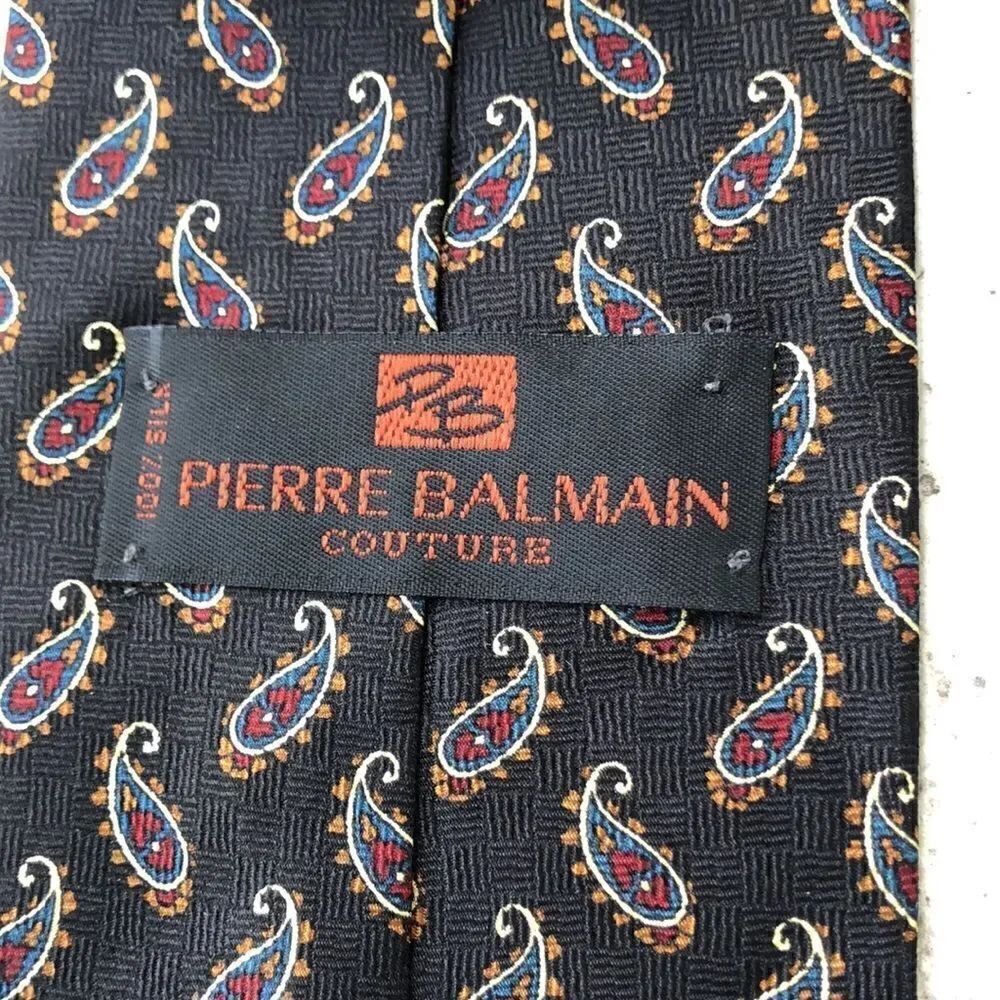 Collection of ties - Picture 3 of 9